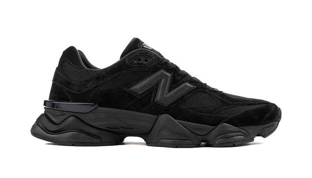 New Balance 9060 Triple Black